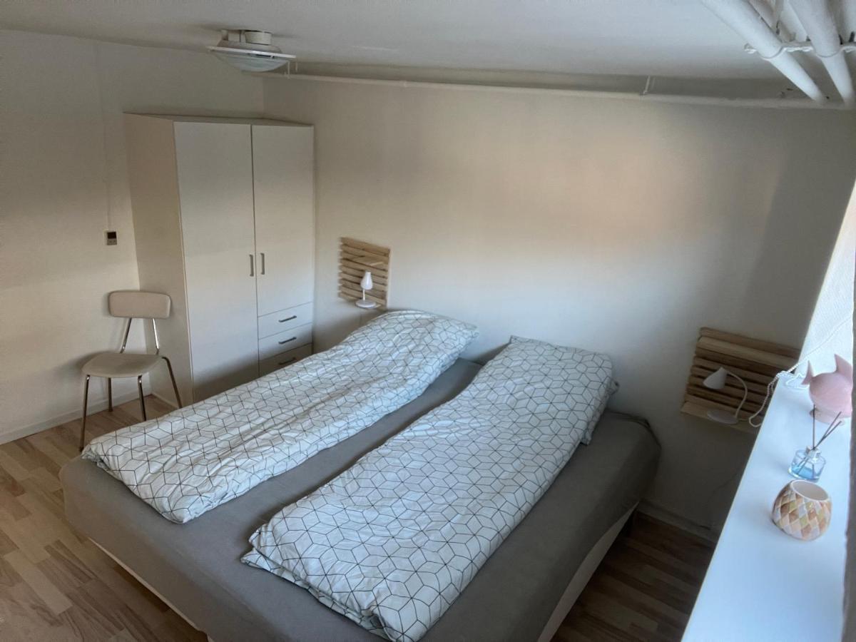Hyggelig & Lys Kaelderlejlighed Herning Eksteriør billede