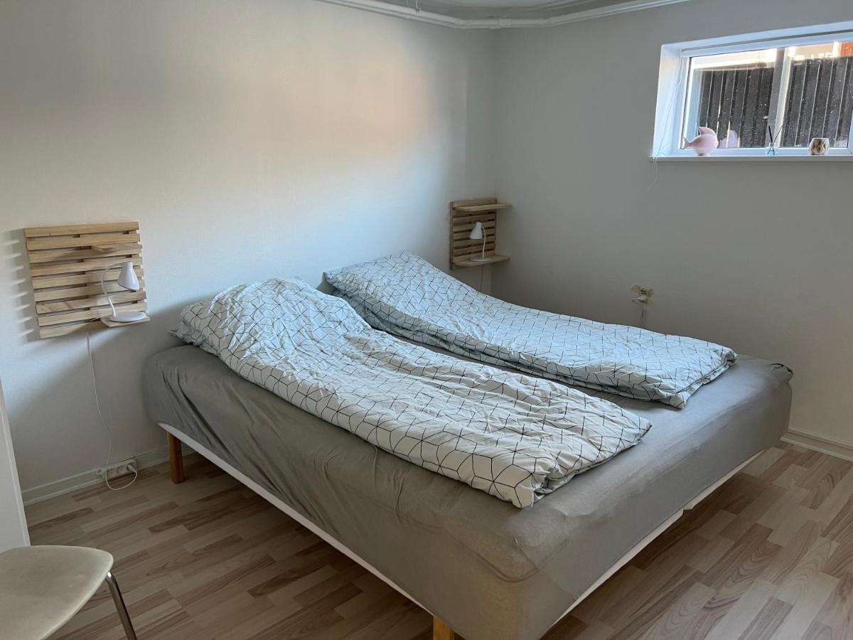 Hyggelig & Lys Kaelderlejlighed Herning Eksteriør billede